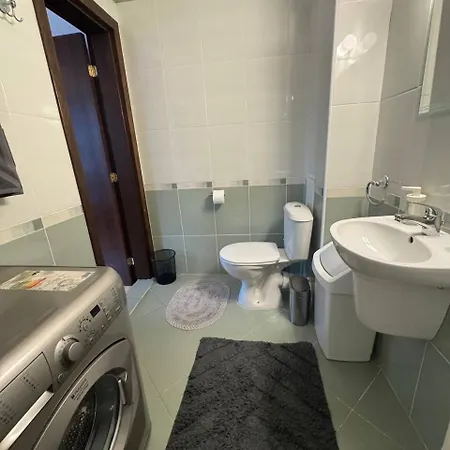 アパート Kombani 3