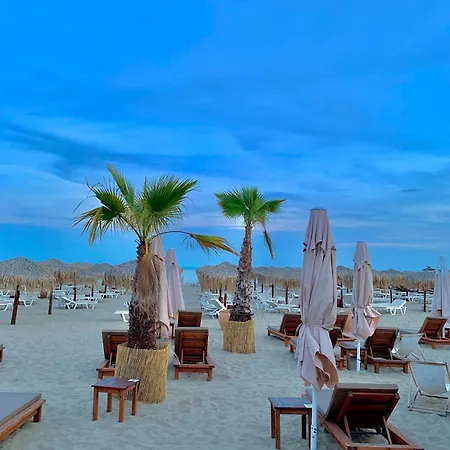 アパート Kombani 3 *