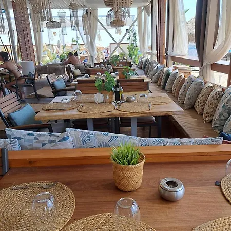 Kombani 3 アパート *