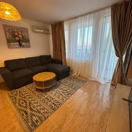 Kombani 3 * Sveti Vlas